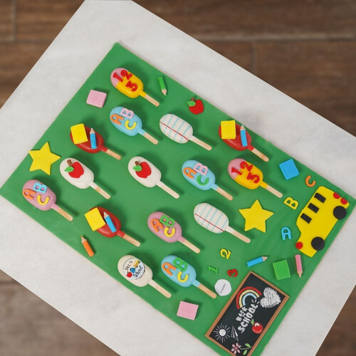 Back to School Cakesicles (Board)