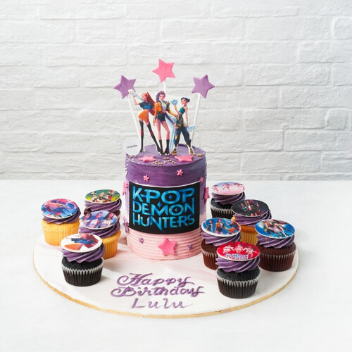 Demon Hunter Cake & Cupcakes