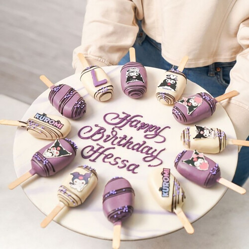 Kuromi Cakesickles 2