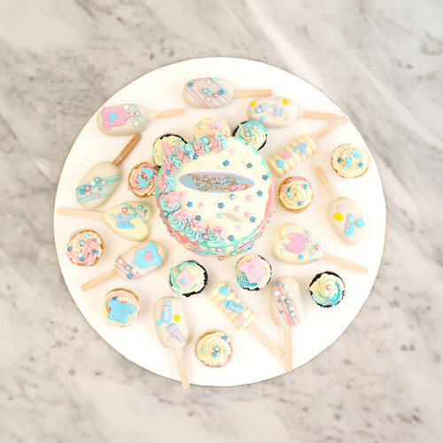 Gender Reveal Cake