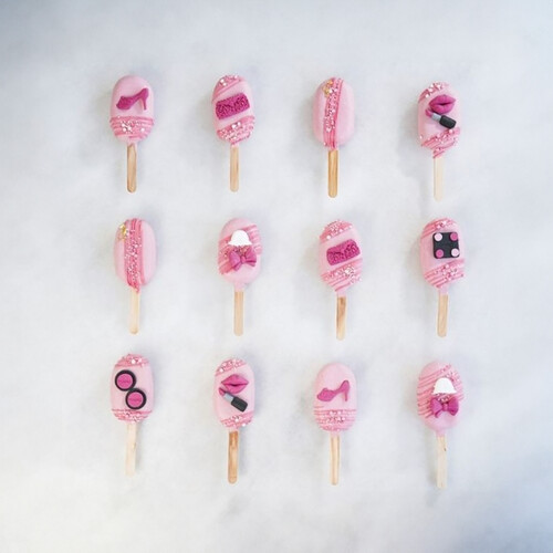 Barbie Cake & Cakesickles