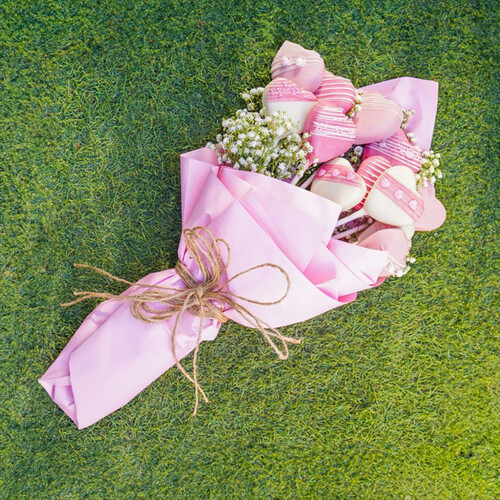 Mini Tower & Love Pops Bouquet