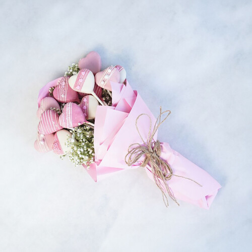 Mini Tower & Love Pops Bouquet