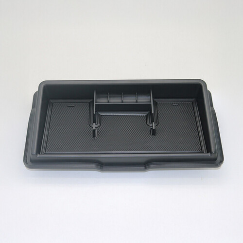 قاعده فوق السكان لون اسود