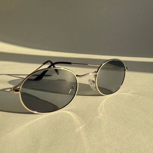 oval sunglasses