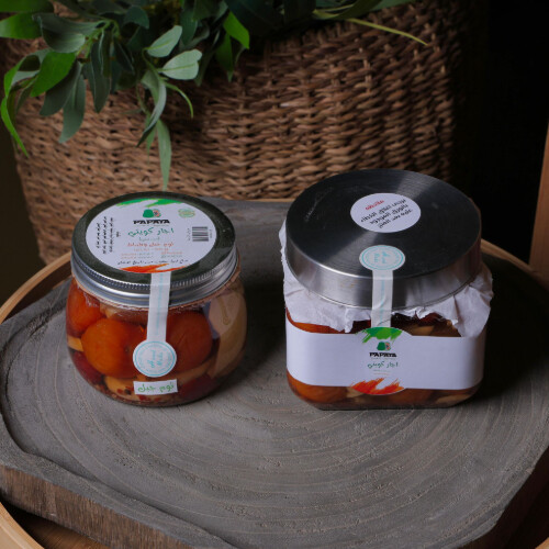 Kuwaiti Pickle with Mountain Garlic and Tomatoes