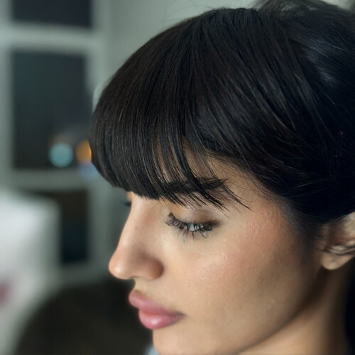 غرة فرونت بانجز شقراء