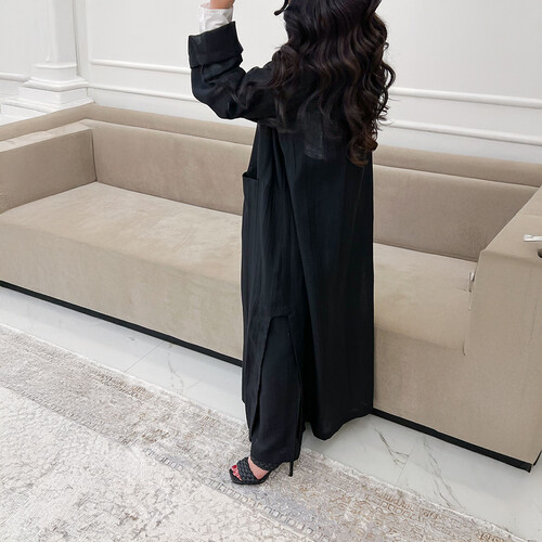 عباية بليزر لينن مع بنطلون