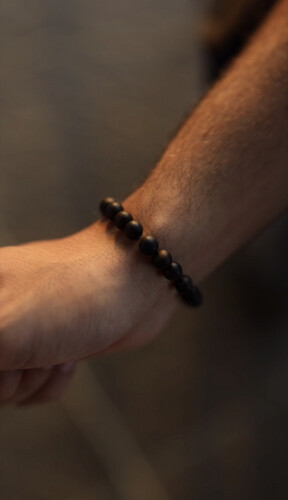 Oud bracelet