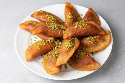 Cream Qatayef