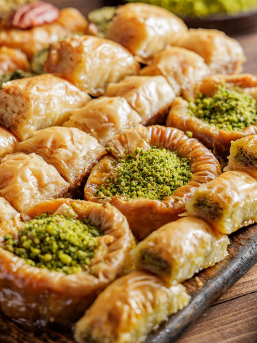 Mixed baklava