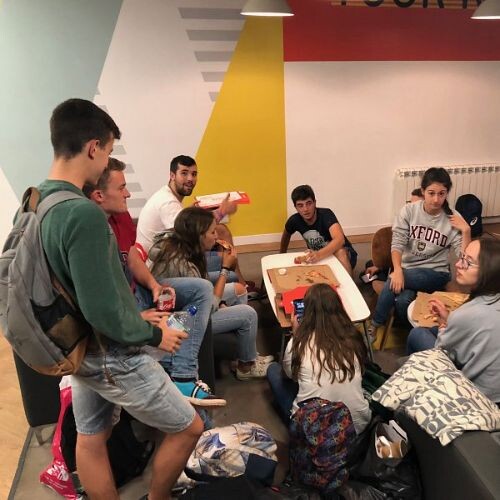 معهد بايزووتر في بريطانيا