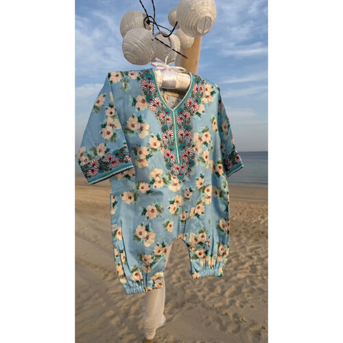 اوڤراول قطني مطرز باللون الأزرق الفاتح