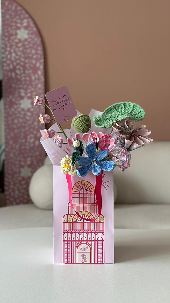 Handmade crochet flower bouquet