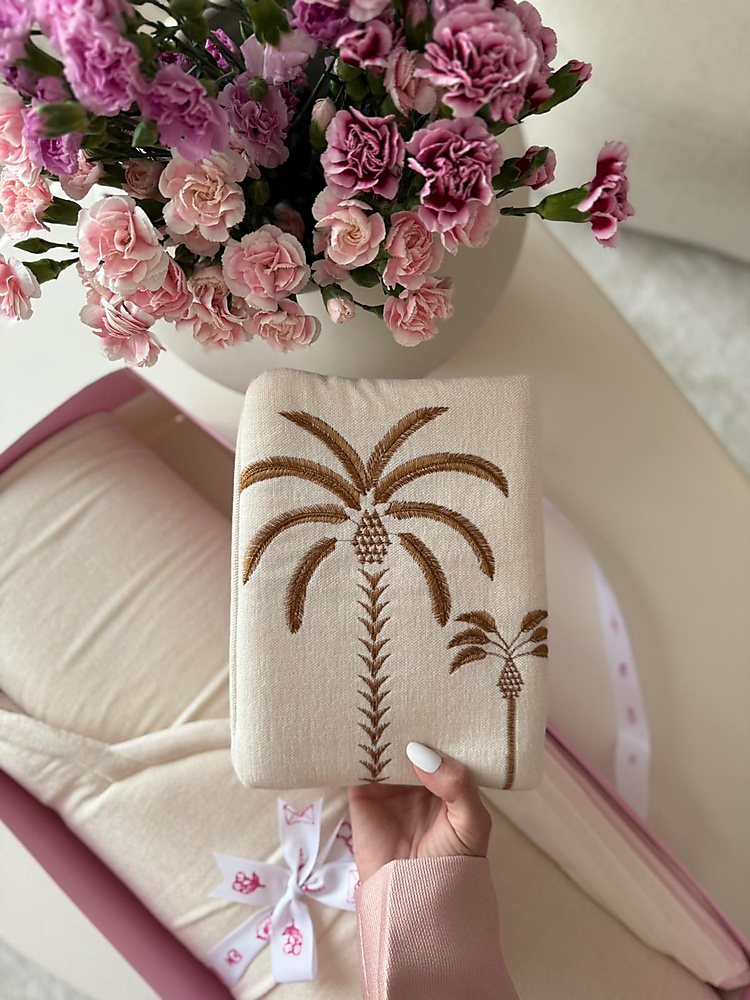 Elegant Palm Pattern Prayer Set with Matching Quran Cover