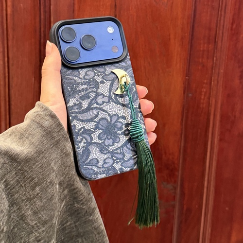 Karkosha phone hanger