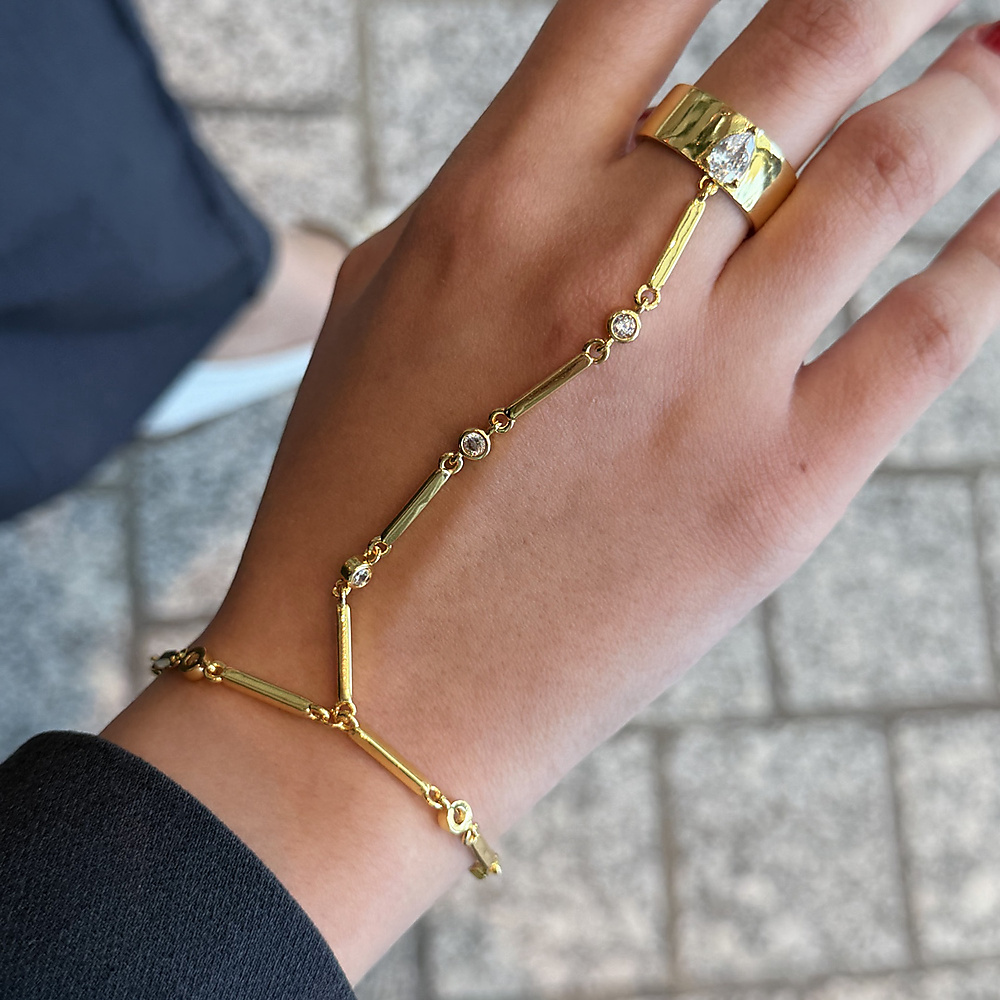 thick ring handchain