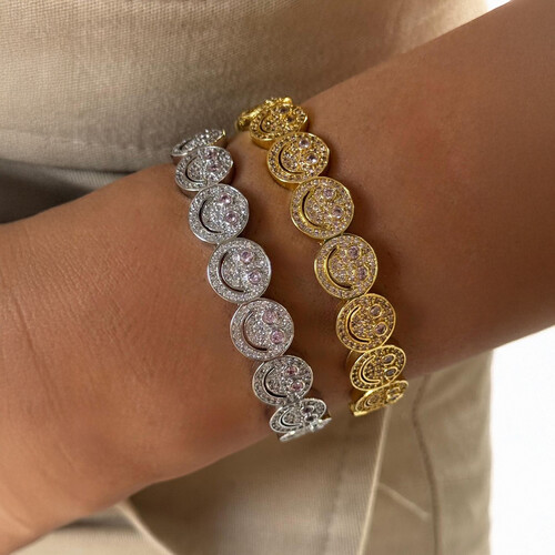 Smiley faces in light pink