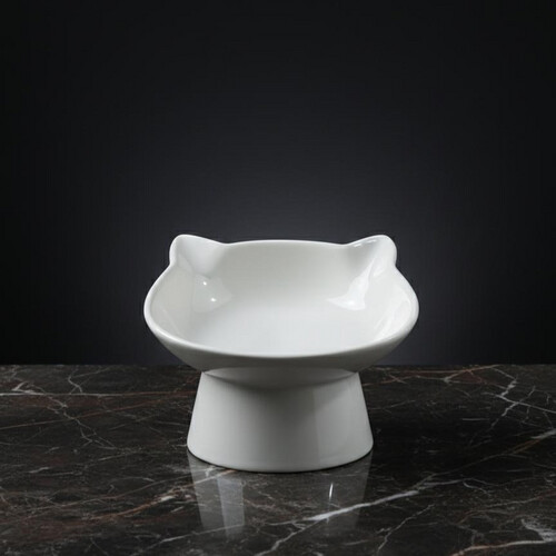 وعاء سيراميك بطول 15 سم بشكل قطة