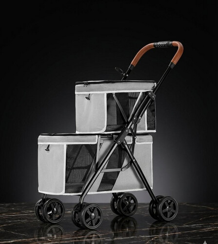 عربة حيوانات مزدوجة الطبقات