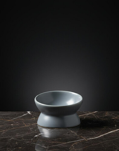 اطباق مرتفعة من السيراميك