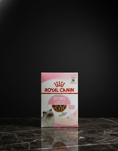 أكل رطب للقطط بيرتيش قصيرة الشعر بصلصة المرق – 12 ظرف × 85 غرام