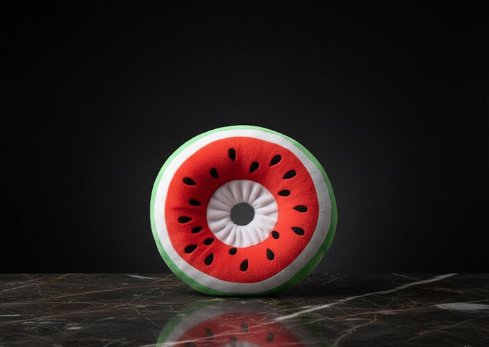 طوق بشكل بطيخ