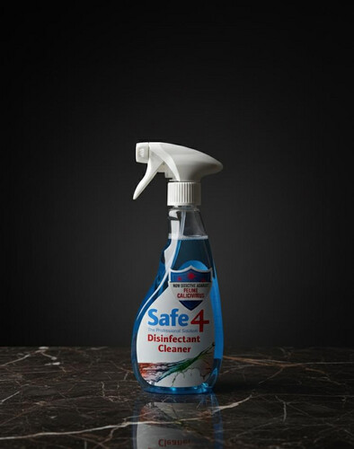 مطهّر Safe4 الجاهز للاستخدام – تخفيف 1:10 برائحة النعناع المنعش، تركيبة مطوّرة (500 مل)