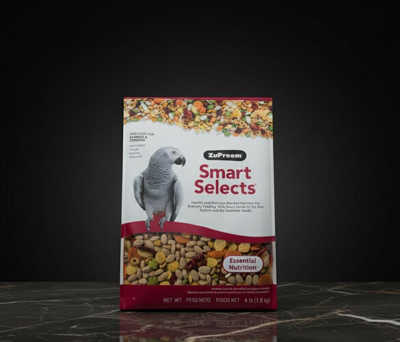 زو بريم Smart Selects للببغاوات والكونيور 1.8 كغ