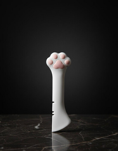 اداة فتح وغطاء لعلب الطعام الرطب