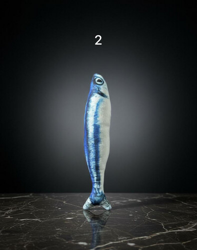 لعبة السمكة للقطط