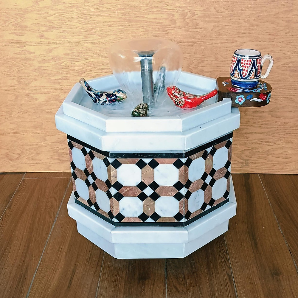 ‏fountain