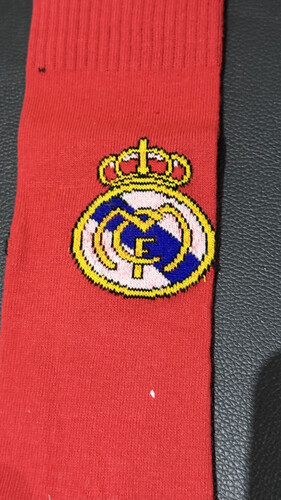 جوارب ولادية لون أحمر ريال مدريد