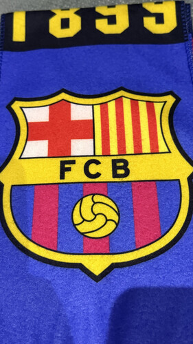 شال برشلونة
