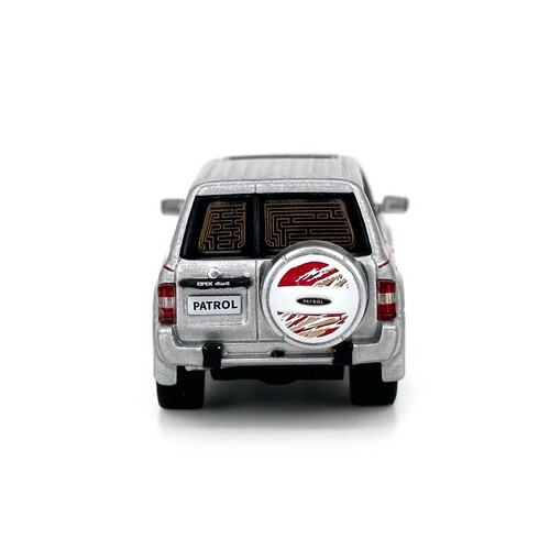 Nissan Patrol Y61 1998 (silver)