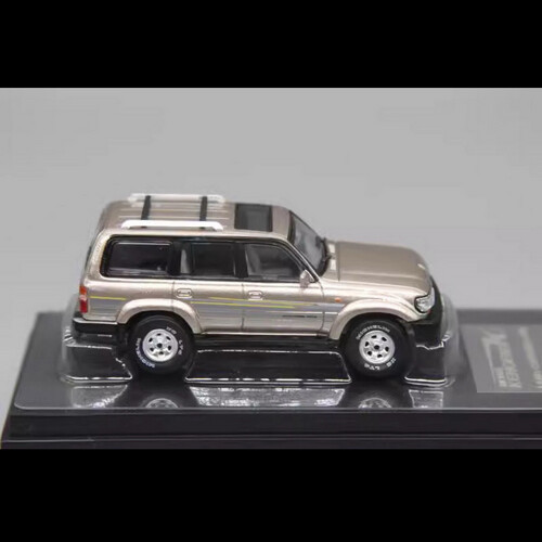 1:64 Land Cruiser Lu Xun Lc80 (gold)