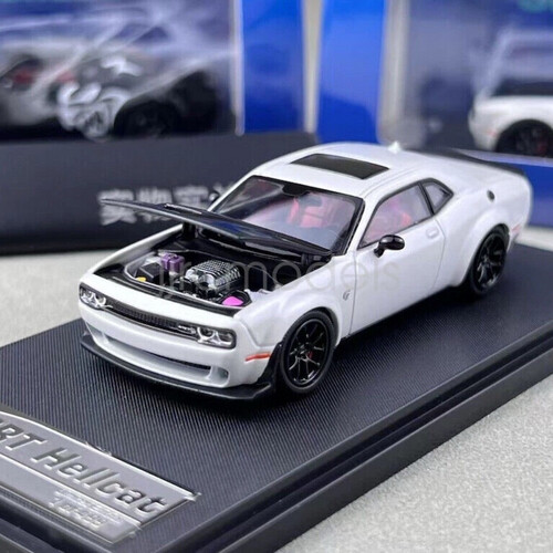 SH 1:64 SRT Hellcat(white)