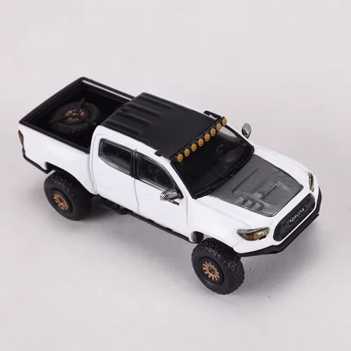 GCD Tacoma TRD PRO (white)