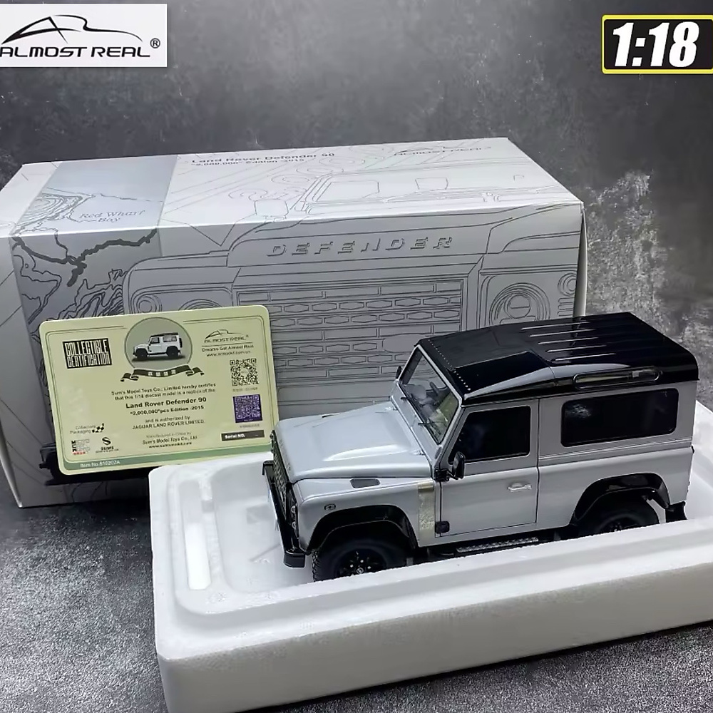 Almost Real AR 1/18  Land Rover Defender 90