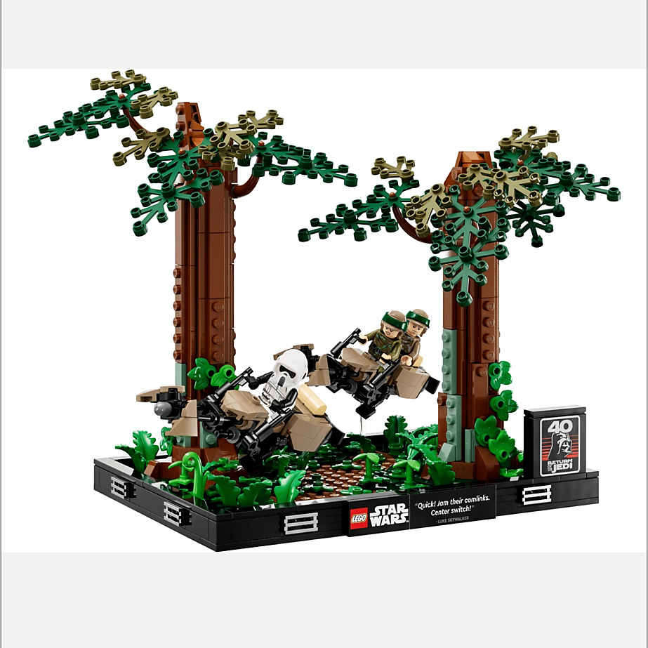 LEGO® Star Wars™ Endor™ Speeder Chase Diorama – 75353
