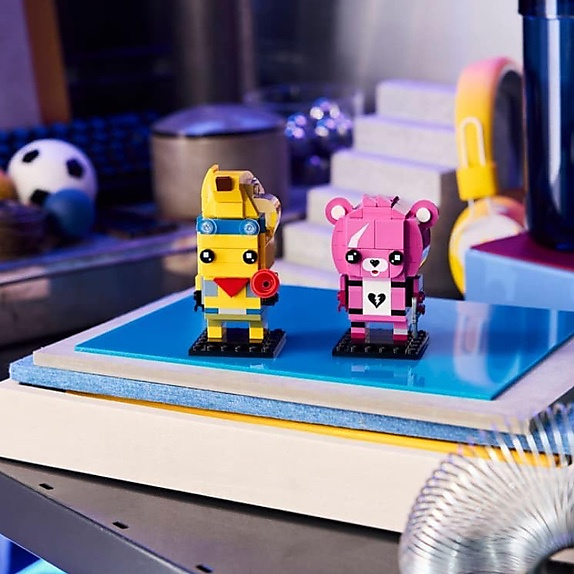 LEGO® BrickHeadz™ Adventure Peely & Cuddle Team Leader – 40760