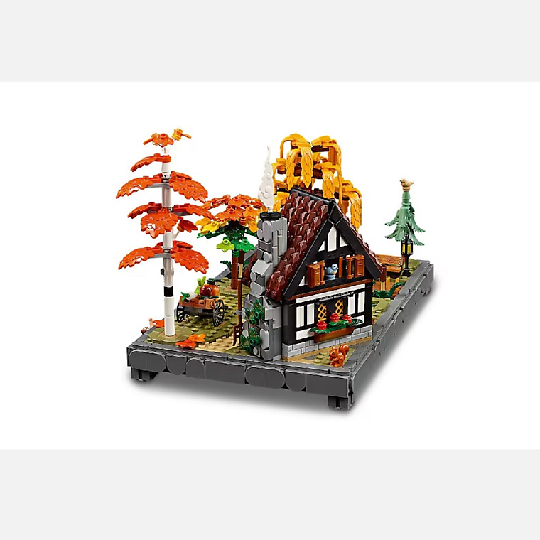 LEGO® Autumn Cottage Garden