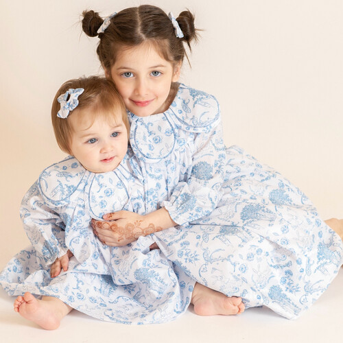 Girls Dress with 2 Hair Clips Shape 1