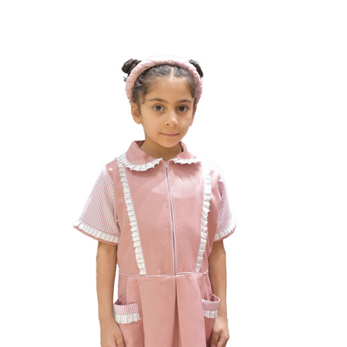 Sara uniform