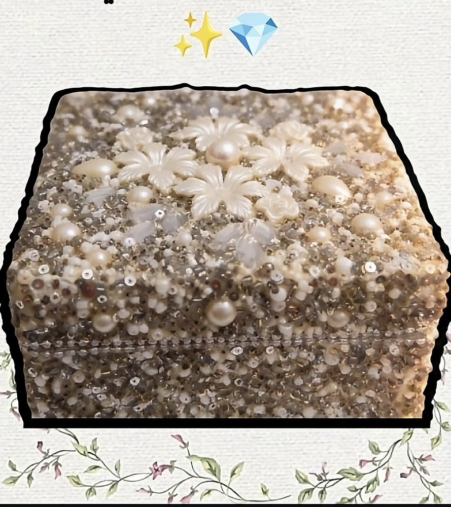 Pearl square box