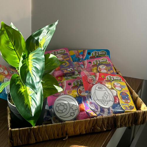 Greening Day Giveaways – Medal