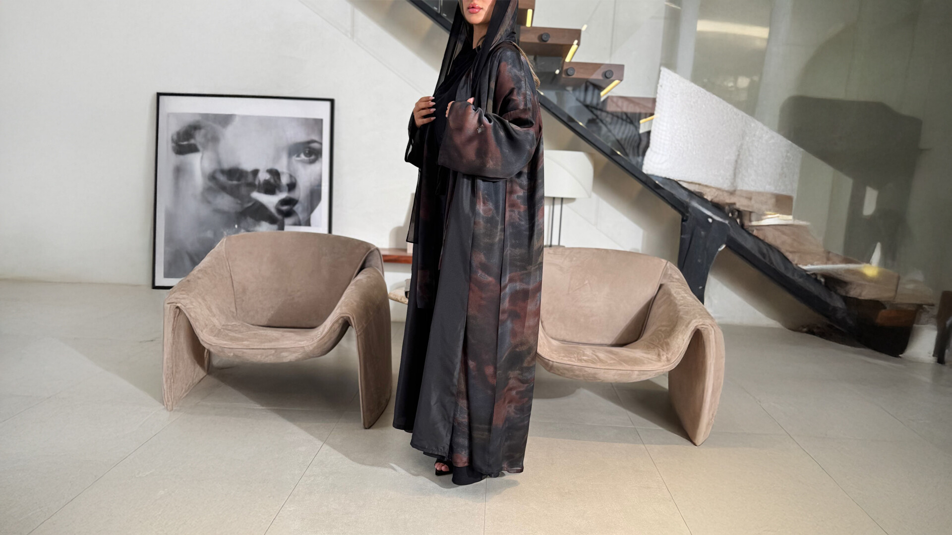 STM Abaya